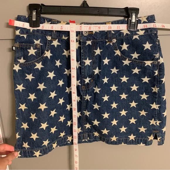 Quizz Y2K 90’s Vintage Denim Star Pattern Americana Skirt Size 7/8 - Picture 2 of 4